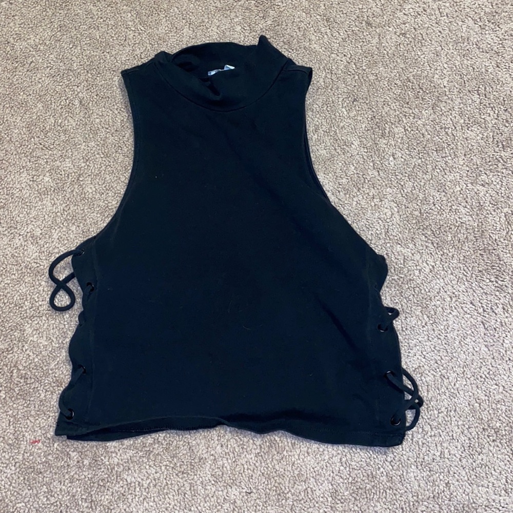 Cropped Black Shirt Tight Fit